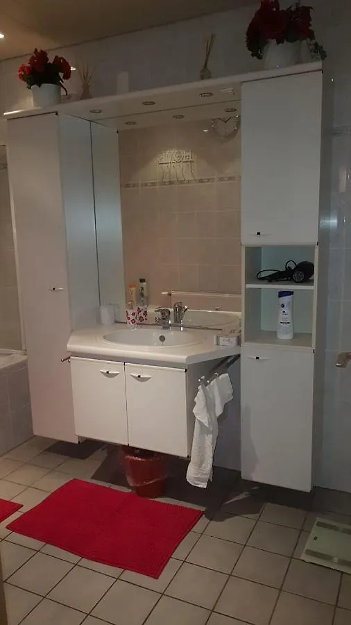 Daire Komfortable Ferienwohnung In Floersheim-Weilbach Floersheim am Main Almanya